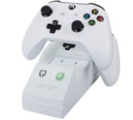 (156/M6) Lot RRP £78.97. 5x Items. 1x Venom Docking Station For Xbox One Controllers White RRP £1...