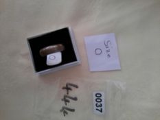 Sterling Silver Men's 6 mm Wedding Band with Diamond Cut Engraved Central Line. RRP £89