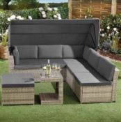(79/Mez) RRP £888.99. Garden Gear California Rattan Day Bed Natural Dark Grey. Contents Appear Ne...