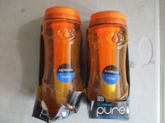 2 water filter bottles as pictured