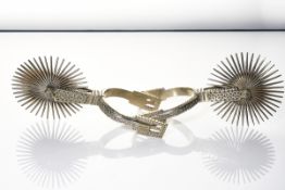 Spurs presented to Lester Piggott