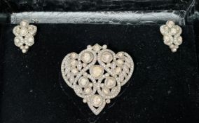 Beautiful 1920 Vintage Pendant and Earrings Set with 10ct Natural Diamonds