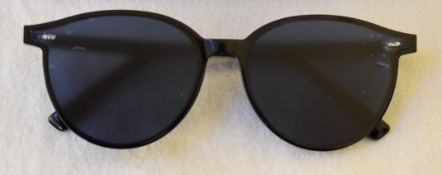 Gentle Monster Sunglasses Slo 01