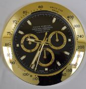 34 cm Golden body Black Dial
