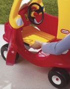 (92/Mez/R1F) RRP £70. Little Tikes Cosy Coupe. Designed With Removable Foot Platform & Parental G...
