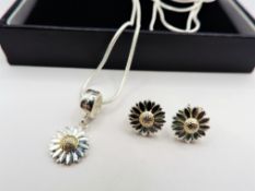 Sterling Silver/Gold Sunflower Pendant and Stud Earrings New with Gift Box