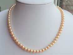 Vintage Single Strand Pearl Necklace