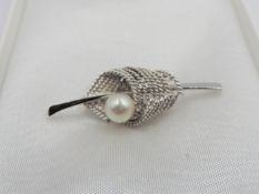 Cultured Pearl Sterling Silver Brooch