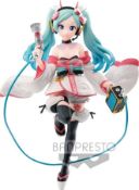 (106/5K) Lot RRP £120. 4x Figurine Items. 2x Racing Miku Espresto est-Dress & Pattern Hatsune Mik...