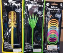 (154/2F) Lot RRP £90.50. 19x Mickey Halloween Mixer Glass RRP £1.50 Each. 19x Glow Bracelets 12 P...