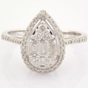 Certificated 14K White Gold Baguette Diamond & Diamond Ring (Total 0.49 ct Stone)