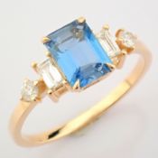 Certificated 14K Rose/Pink Gold Baguette Diamond & Diamond Ring (Total 1.2 ct Stone)