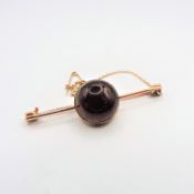 Antique Gold 9k Yellow Gold Cabochon Garnet Brooch