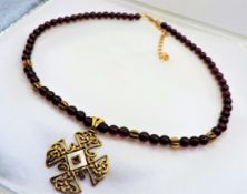 Baroque Style Garnet Bead Pendant Necklace with Gift Box