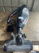 John Lewis 2 In 1 Cordless Vacuum Cleaner. RRP £89.99 - Grade U