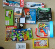 Area F1. A Mixture of Items What's In Picture