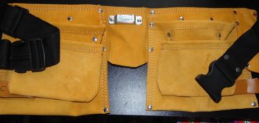 Area J6. A Top Quality 14 Pocket Leather Tool Belt, Looks New