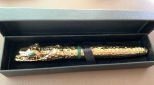 Gold Leopard fountain pen