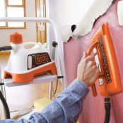 (90/1A) Lot RRP £105 Ð 2x Items. 1x Black & Decker 2400W Steam Wallpaper Stripper RRP £51. 1x Gri...
