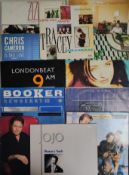 A collection of 12 x vinyl records. (refP).