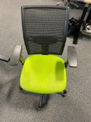 1 x Adjustable Swivel Chair