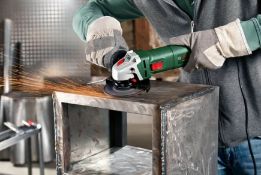 (83/7M) Lot RRP £. 4x Power Tool Items. 1x Bosch PWS 700-115 Electric Angle Grinder RRP £61. 1x S...
