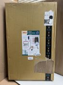 Heavy Duty Commercial Clothes Rail On Wheels. RRP £50 - GRADE U