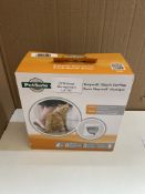 Petsafe staywell classic cat flap. RRP £35 - GRADE U