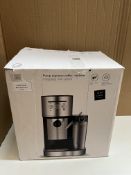 John Lewis Pump espresso coffee machine with integrated milk system. RRP £100 - GRADE U
