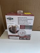 Petsafe staywell microchip cat flap. RRP £45 - GRADE U