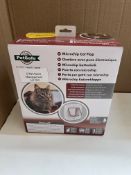 Petsafe staywell microchip cat flap. RRP £45 - GRADE U