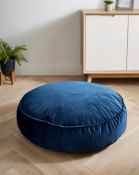 (117) Lot RRP £105. 4x Items. 1x Opulence Round Floor Cushion Navy RRP £39, Dimensions: (70x70x15...