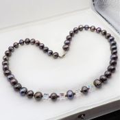 19 inch Freshwater Peacock Cultured Pearl & Crystal Necklace New with Gift Box