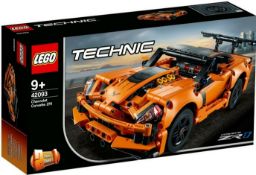 Area D13. 42093 Chevrolet Car Lego Set