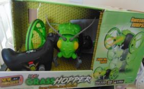 Area Z9A4. a Brand New Remote Control Children's Grasshopper,