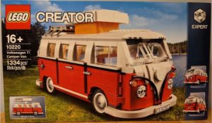 Area Z3 10220 Volkswagen Camper Lego Set