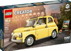 Area Z2. 10271 Fiat Lego Set