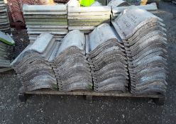 100 x Redland 52 Concrete Single Pantile Roofing Tiles