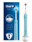 Title: (91/7H) Lot RRP £140. 3x Oral-B Items. 1x Pro 1 670 Cross Action Blue RRP £60. 2x Vitality