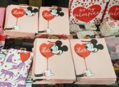 Title: (176/R7/P) Traders Lot Ð Huge Qty Mixed Gift Items - Gift Bags, Diaries, Notepads, Calenders,