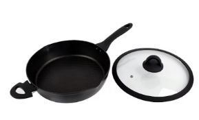 Title: (108/8D) Lot RRP £76 Ð 5 Piece Soft Grip Black Pan Set. 1x 28cm Saute Pan With Lid RRP £18.