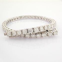 Stunning collection of Gemstones and Jewellery