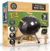 Title: (77/6A) Lot RRP £100. 3x The Hairy Bikers BBQ Items. 1x Round Pizza Oven RRP £50. 2x Portable
