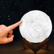 Title: (62/6F) Lot RRP £120. 6x Colour Changing Touch Controlled Moon Lamp RRP £20 Each. (All