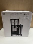John Lewis Pump espresso machine Integrated milk system. RRP £120 - GRADE U