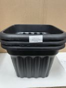3 Outdoor/Indoor Planters. RRP £15 - GRADE U