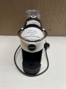 Lavazza A Moda Mio coffee pod machine. RRP £80 - GRADE U