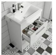 (117/P) Clarity White Floor standing 600mm Unit. SMF6102. Appears Unused. Unit Only