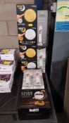 (161/9F) Lot RRP £182-9x Items. 4x #winning Colour Changing Moon Lamp RRP £20 Each. 4x Ingenious...