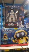 (89/7E) Lot RRP £210 - 7x Items. 5x Tobbie The Self Guiding AI Robot RRP £30 Each. 2x Red5 Motion...